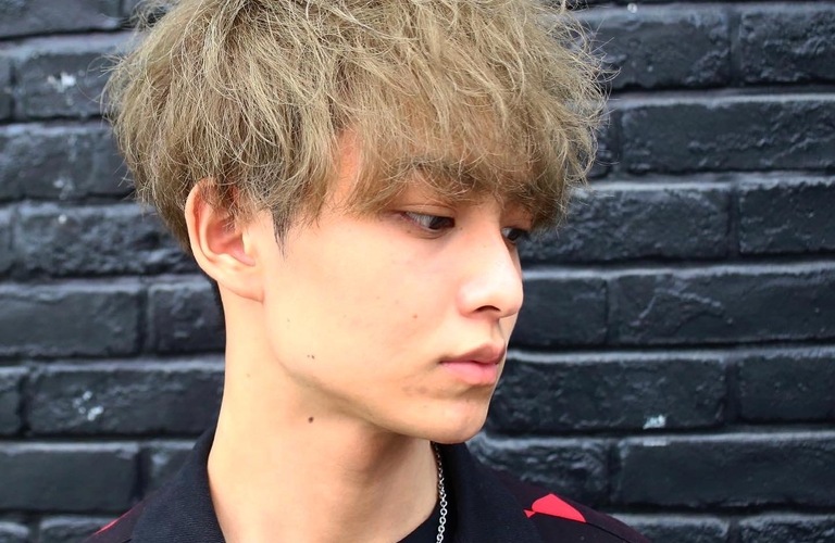 似合わせカットとパーマを難波で体験 | 大阪でメンズサロンならMen's salon LOCOS